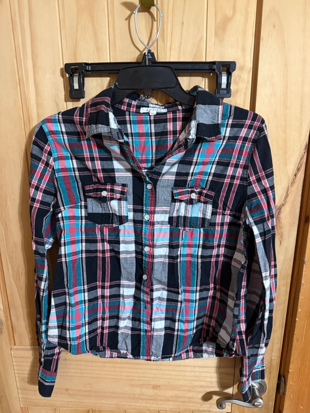 Active Plaid Button-Down Shirt in Teal, Red, Black